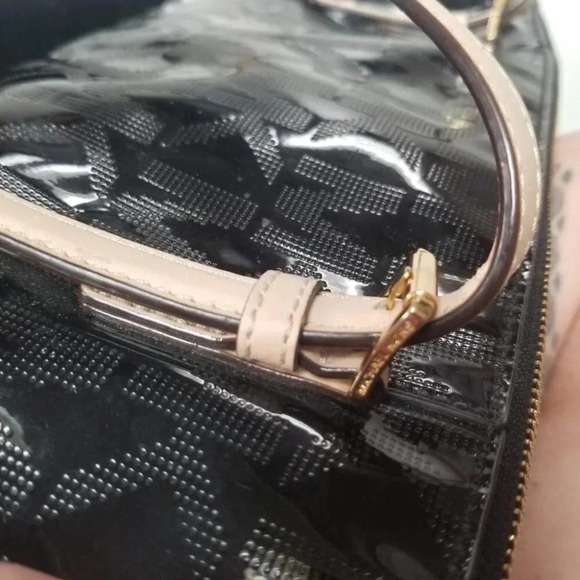 MICHAEL Michael Kors Black Signature Mirror PVC / Leather East West Zip Tote - Picture 14 of 16